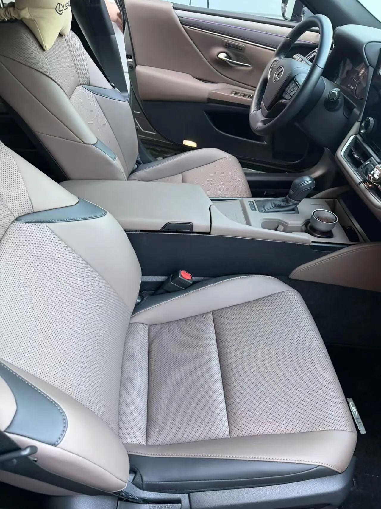 Lexus ES (Imported) 2025 ES200 2.0 Stepless Edition Automatic Gear 2