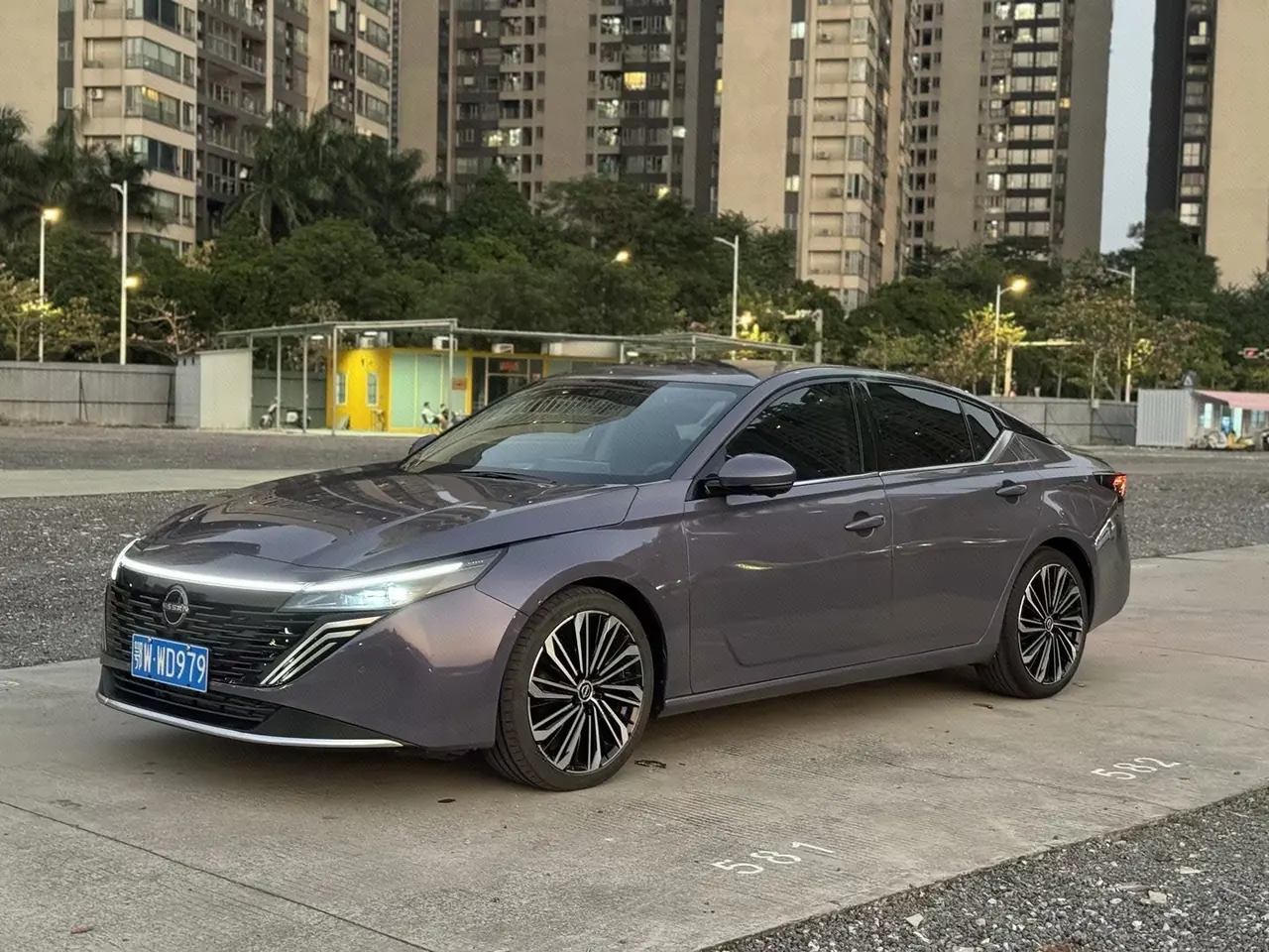 Nissan 2025 Teana 2.0T Stepless XV Exclusive Edition Automatic Gear - View 1
