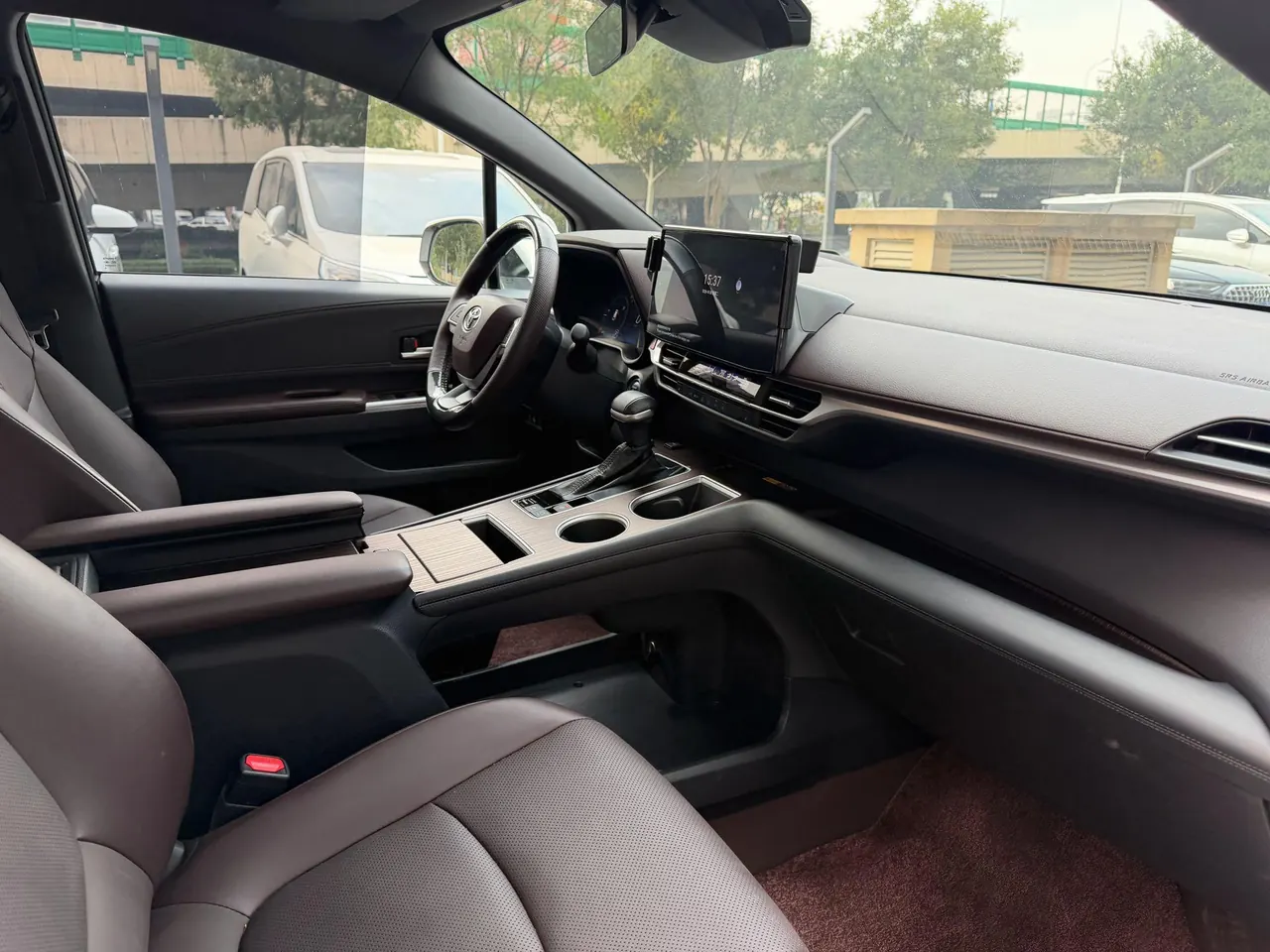 Toyota 2024 Grevia HYBRID 2.5 Stepless Premium PLUS 4WD Automatic Gear 7
