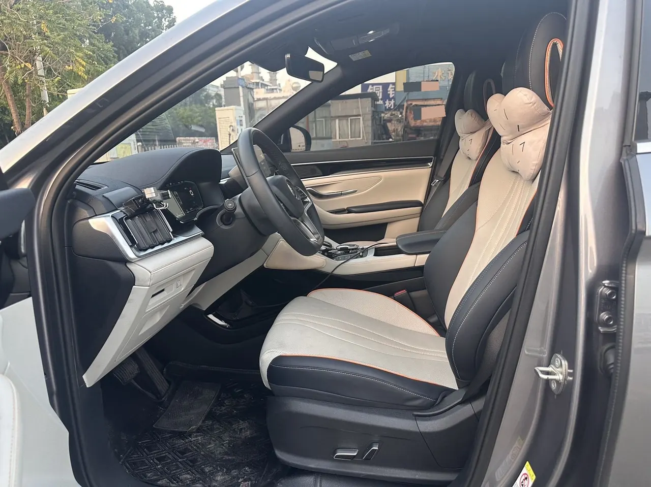 BYD Song PLUS New Energy 2022 Song PLUS DM-i 1.5 Stepless 110KM Flagship PLUS 5G Edition Automatic Gear 4