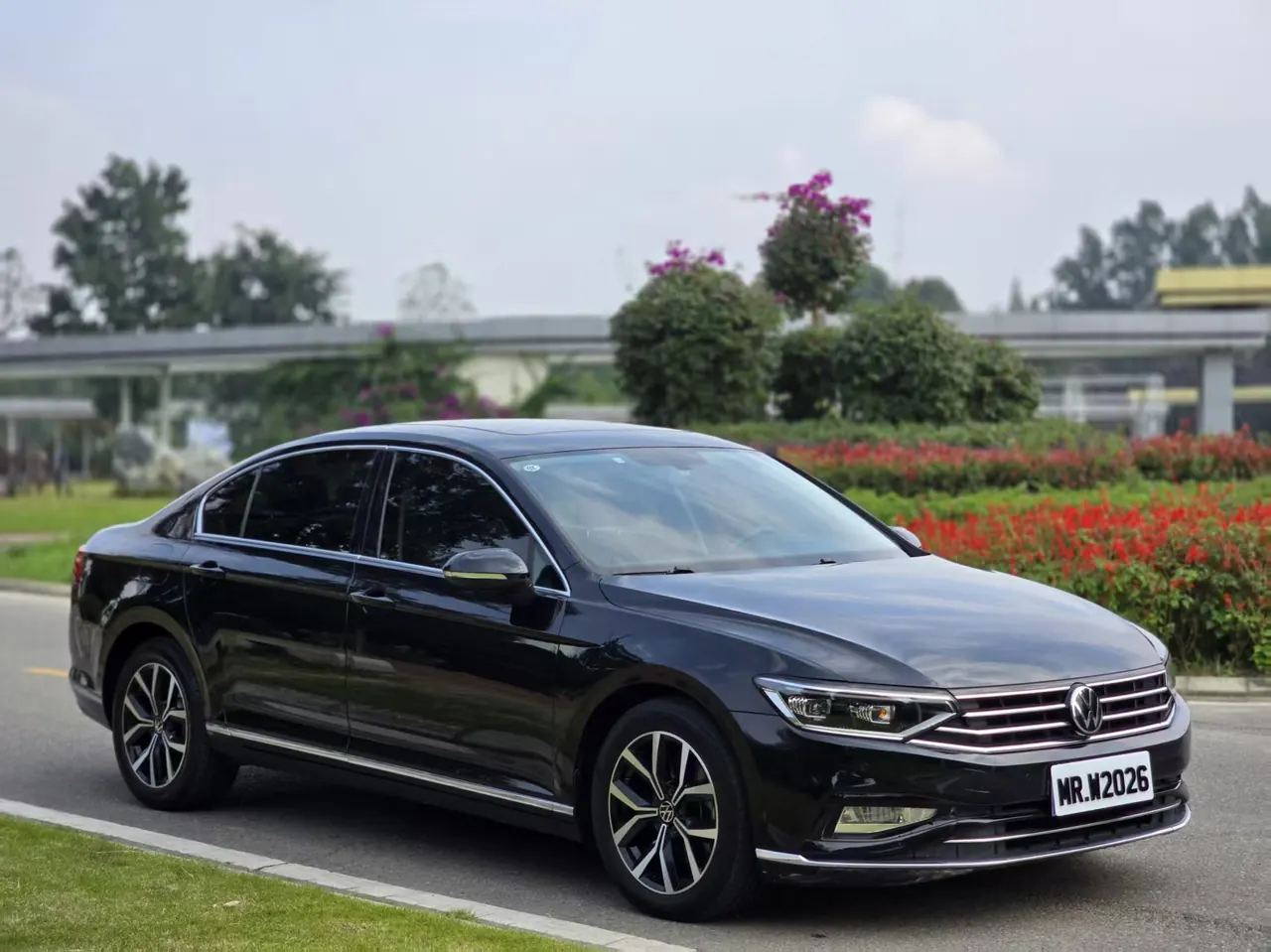 Volkswagen 2020 Magotan 2.0TSI 330TSI Leading Automatic 3