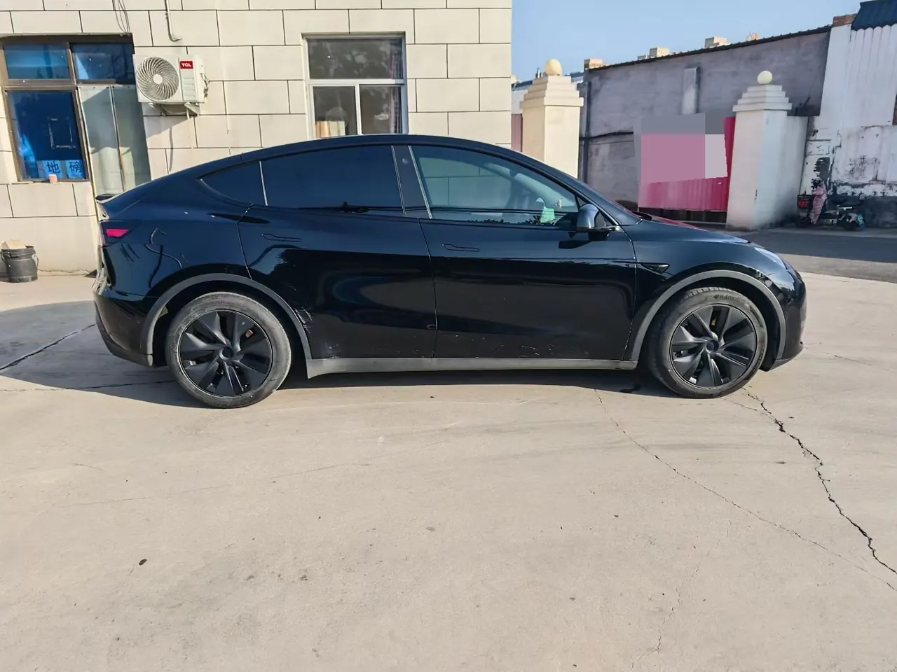 Tesla 2024 Model Y long endurance all-wheel drive version automatic transmission 8