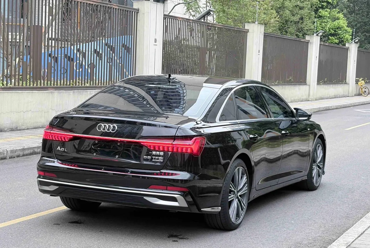 Audi 2024 A6L 2.0TFSI 45TFSI Selected Dynamic Automatic 6