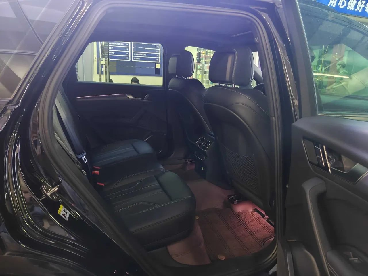Audi 2025 Q5L 2.0TFSI 40TFSI luxury dynamic automatic 8