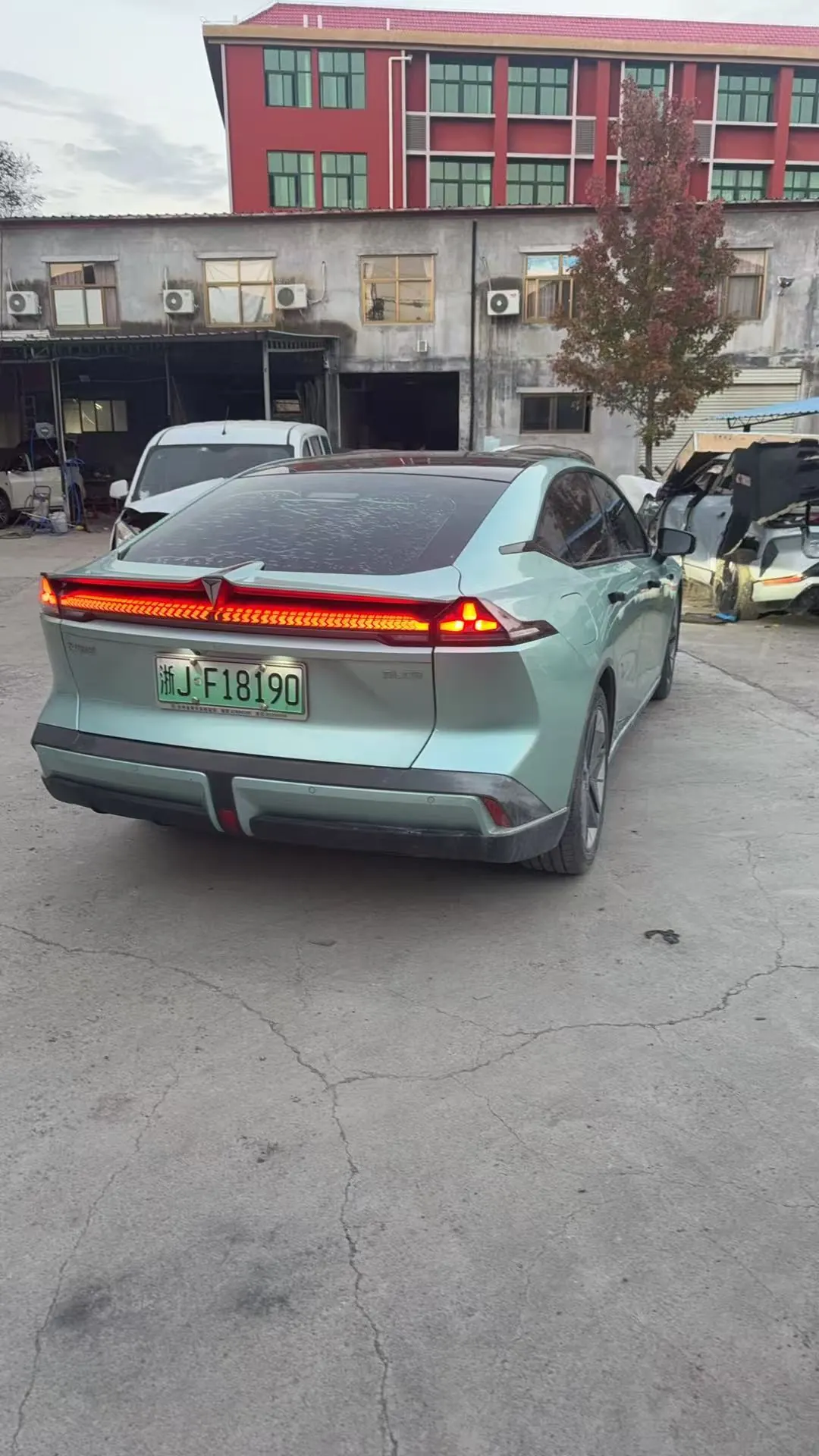 ChangAn Deepal 2023 SL 03 200Max Range-extended Automatic Gear 3