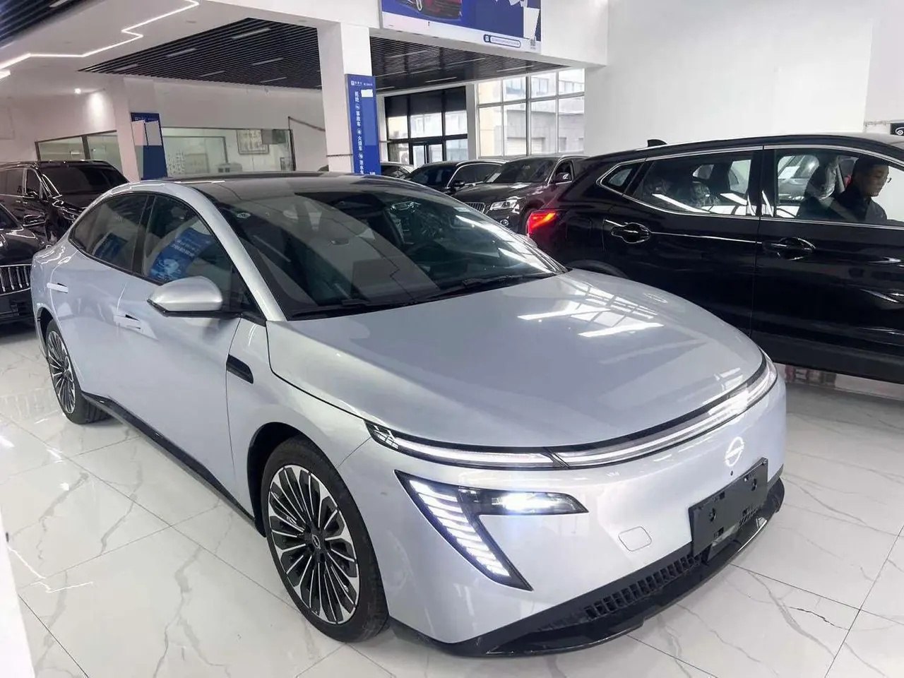 Nissan 2025 N 7 510 Pro automatic gear 2