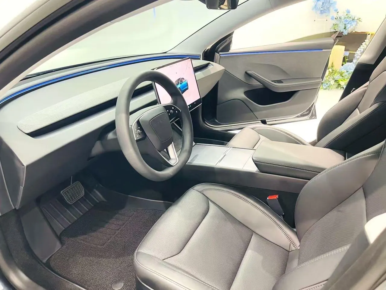 Tesla 2023 Model 3 Rejuvenation Edition Rear Wheel Drive Automatic Transmission 4