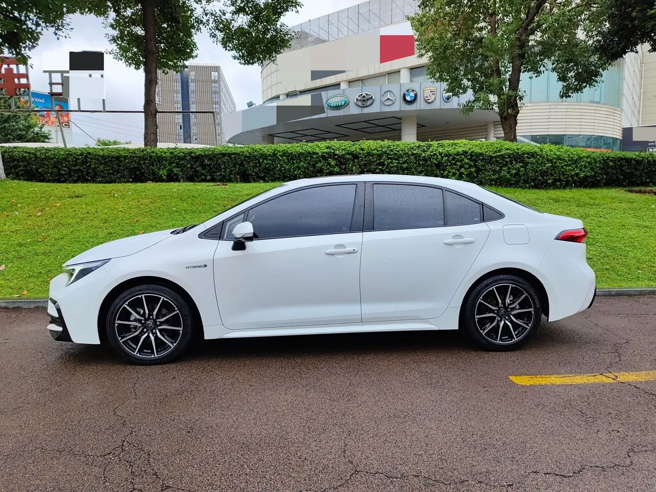 Toyota 2023 Lei Ling 1.2T Stepless 185T Deluxe Automatic Gear 2