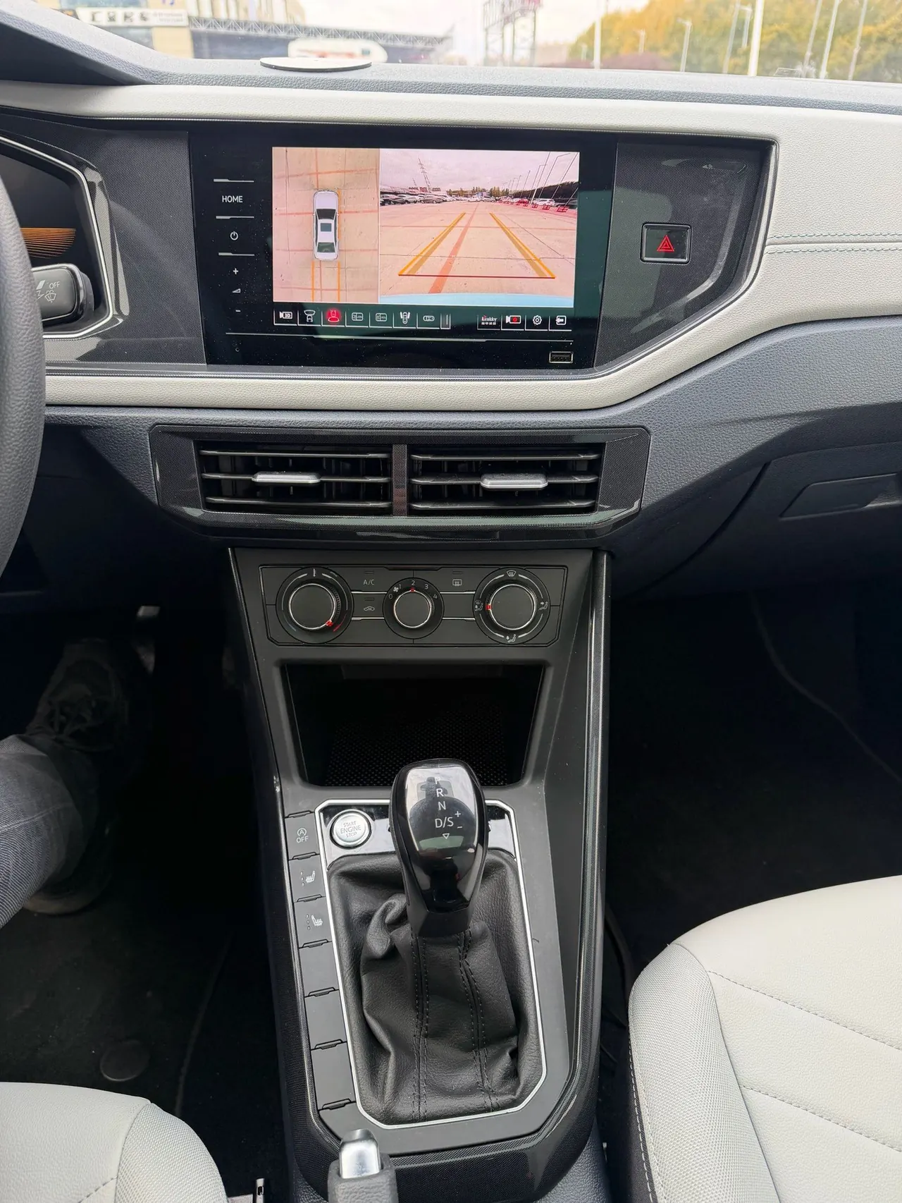 Volkswagen 2023 Lavida New 1.5 New Wish Edition Automatic Gear 10