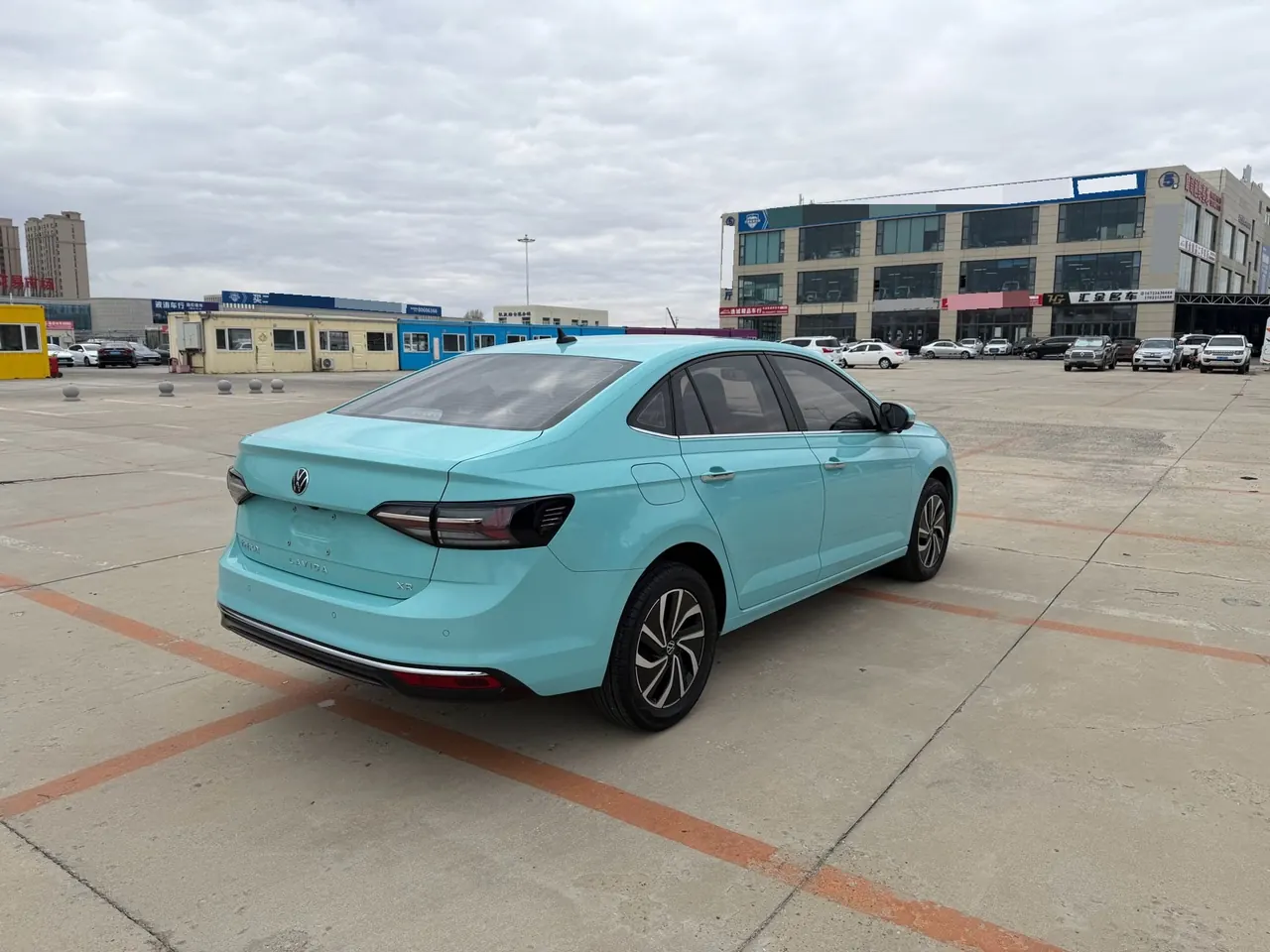 Volkswagen 2023 Lavida New 1.5 New Wish Edition Automatic Gear 4