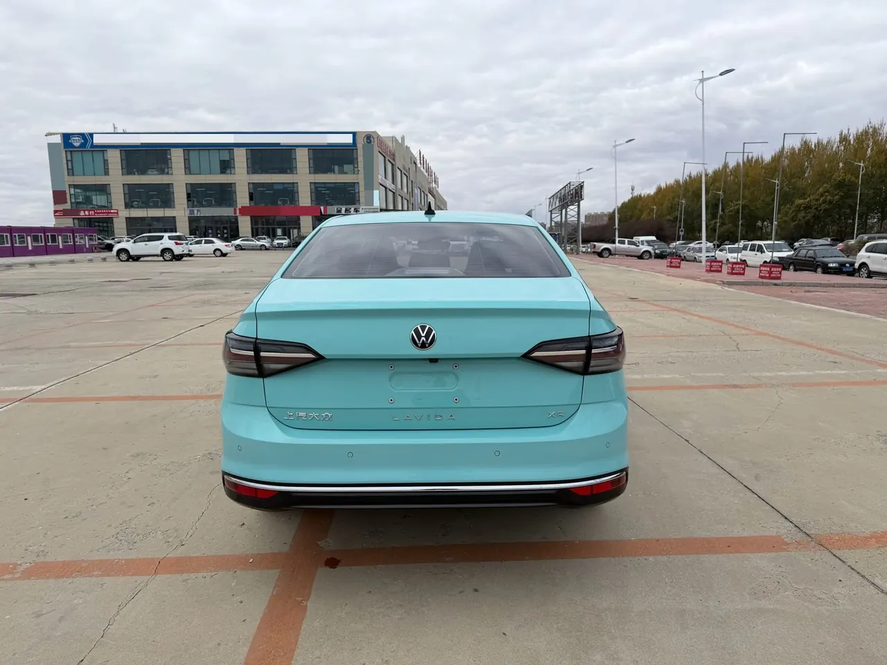 Volkswagen 2023 Lavida New 1.5 New Wish Edition Automatic Gear 5