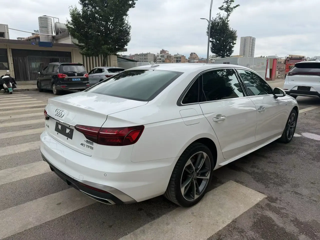 Audi 2020 A4L 2.0TFSI 40TFSI Fashion Dynamic Automatic 7