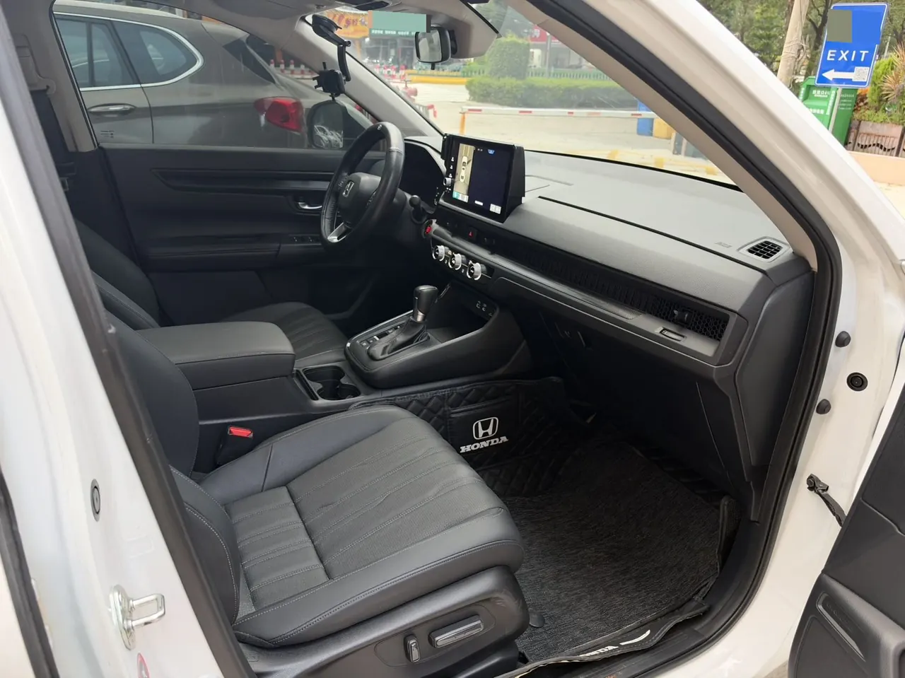 Honda 2023 Hao Ying 1.5T Stepless 240TURBO Two-Drive Deluxe Edition 5-seat Automatic Gear 4