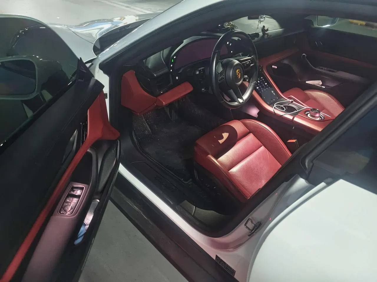 Porsche Taycan (Imported) 2020 Taycan Taycan Automatic 4