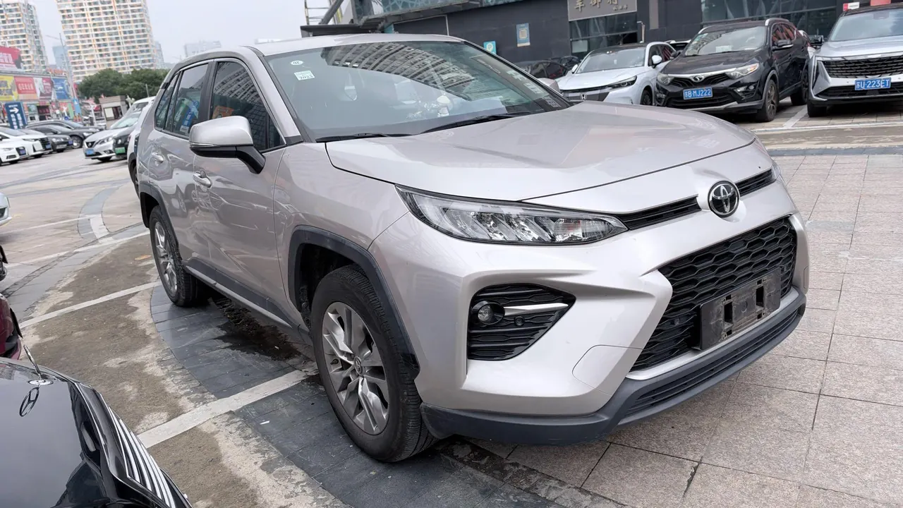 Toyota 2020 Willanda 2.0 Stepless Two-Drive Deluxe Automatic Gear 2