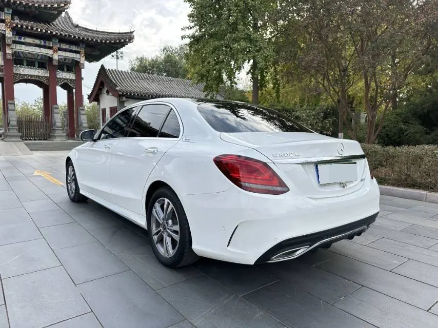 Mercedes Benz Class C 2021 C 200 L 1.5T Dynamic Sports Edition Automatic Gear 4