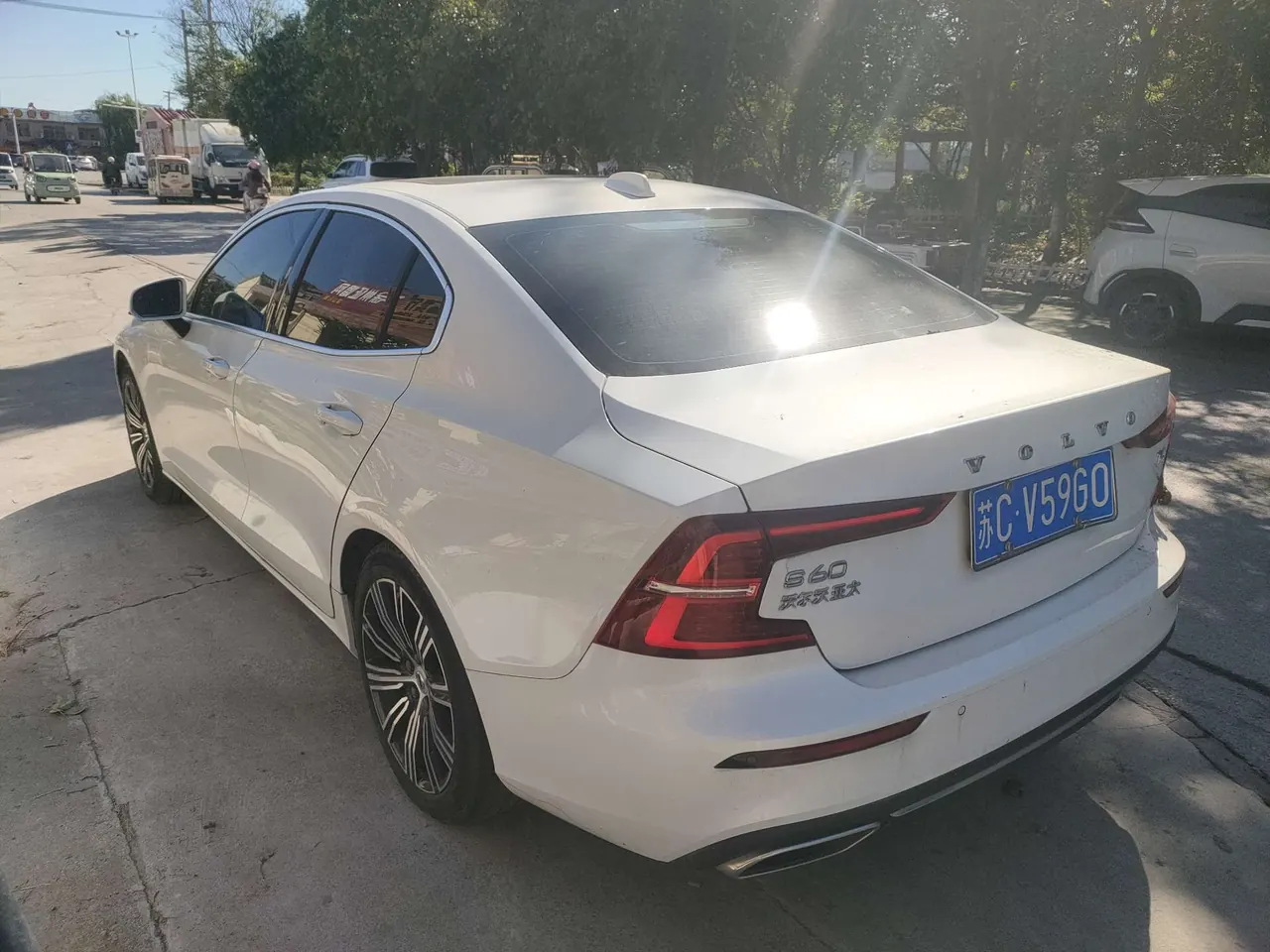 Volvo 2021 S60 2.0T T4 Zhiyuan Deluxe Edition Automatic Gear 6