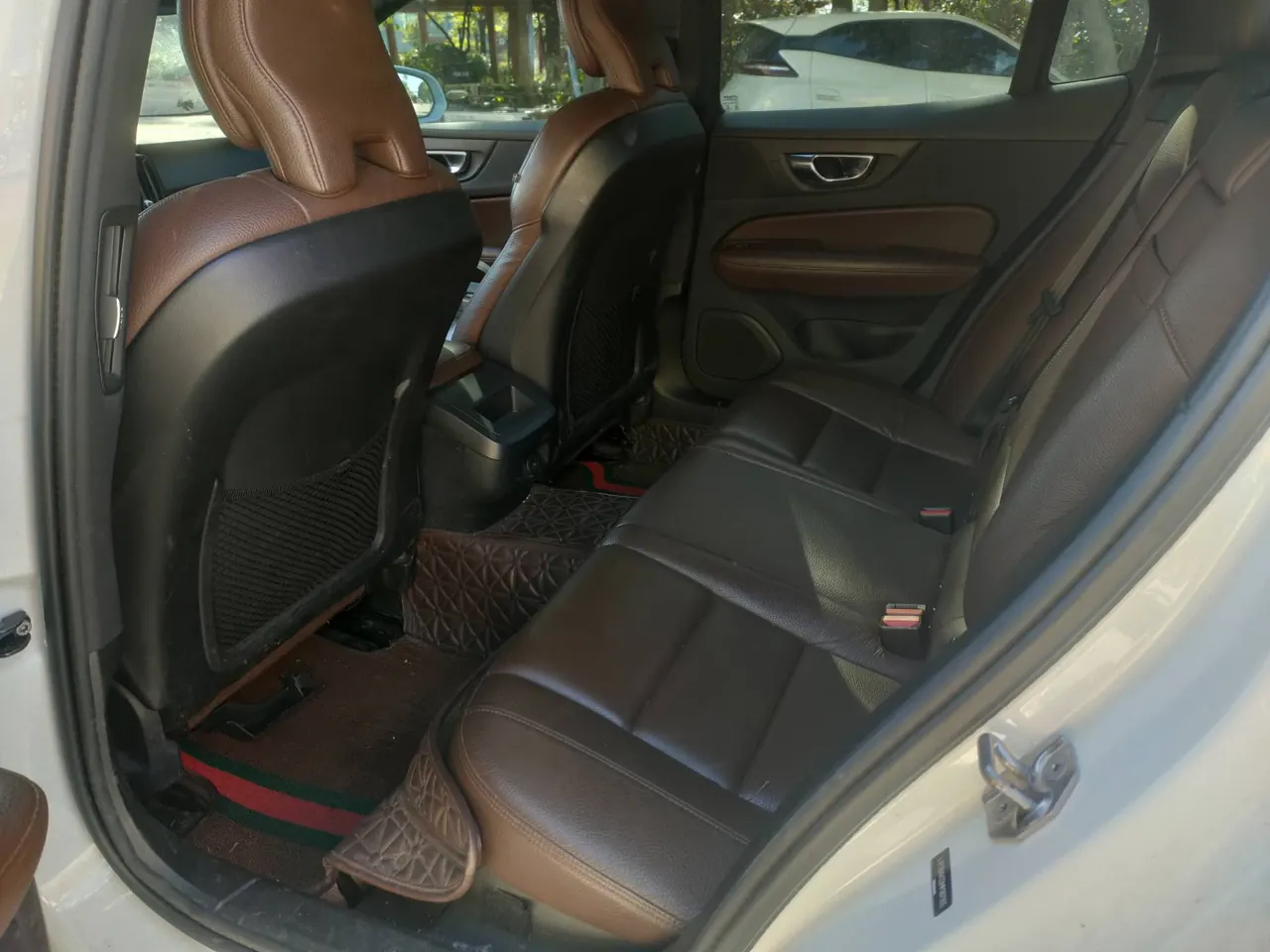 Volvo 2021 S60 2.0T T4 Zhiyuan Deluxe Edition Automatic Gear 8