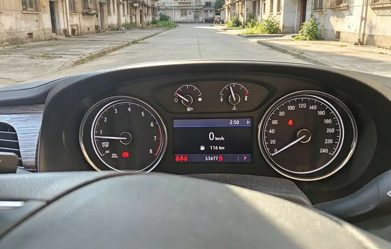 Buick 2020 LaCrosse 2.0T 652T Elite Automatic 7