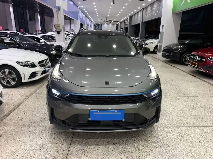 LYNK&amp;CO 2021 LYNK&amp;CO 01 2.0TD Two-Drive Pro Automatic 2