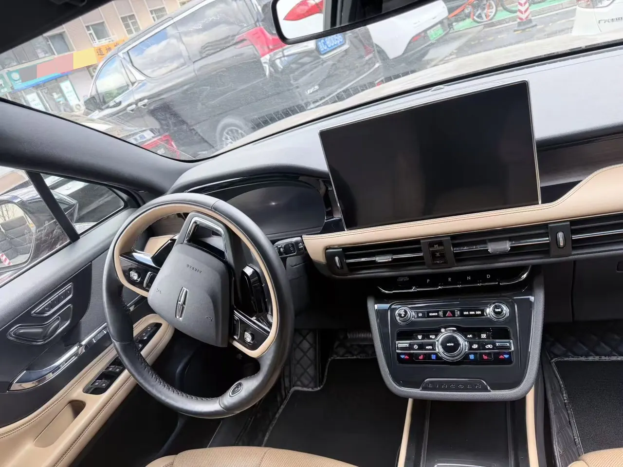 Lincoln 2021 adventurer 2.0T two-wheel drive Zunyue version automatic gear 5