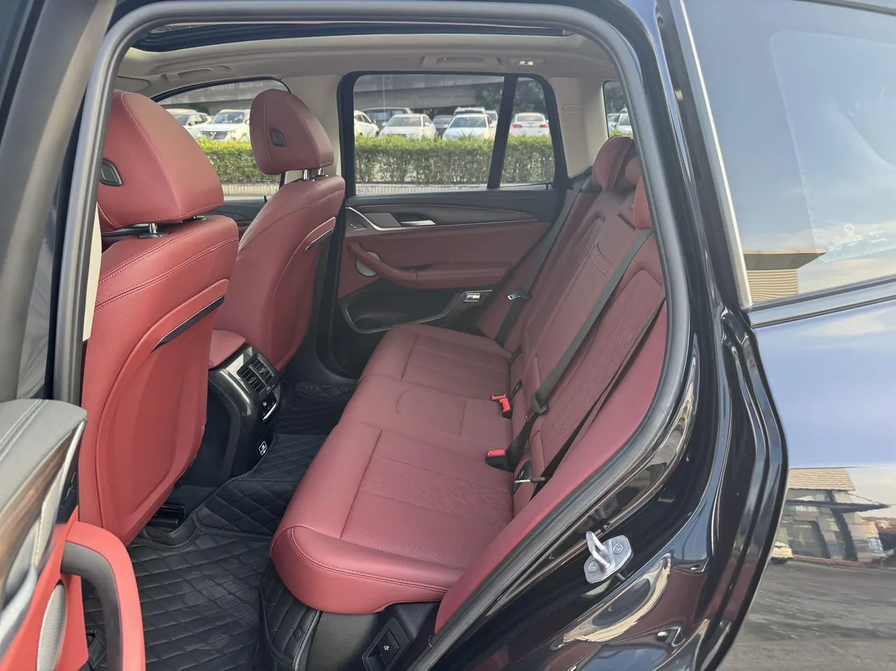 BMW 2022 X3 xDrive30i 2.0T Leading M Obsidian Night Kit (Changed to 2) Automatic Gear 4