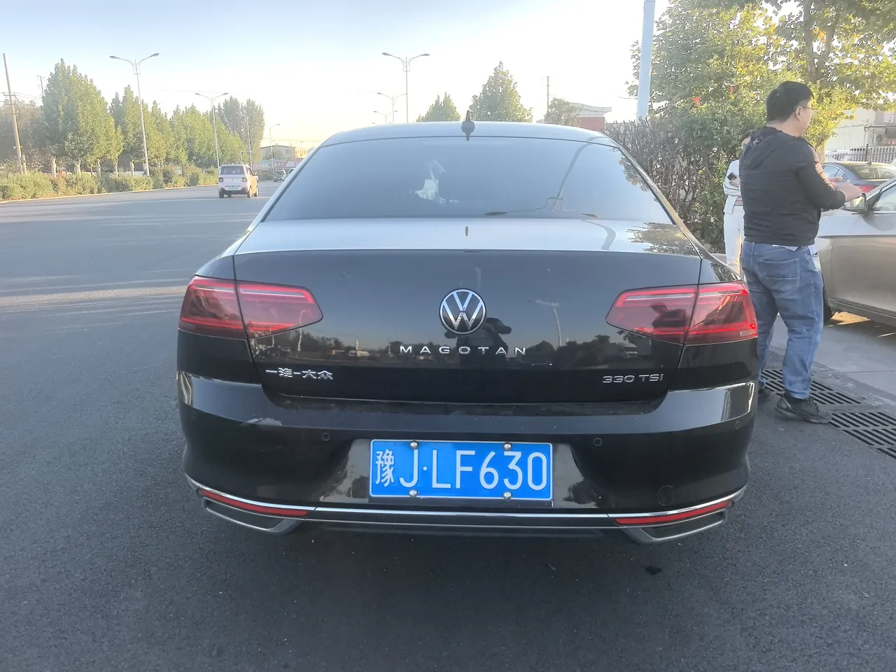 Volkswagen 2020 Magotan 2.0TSI 330TSI luxury automatic transmission 5