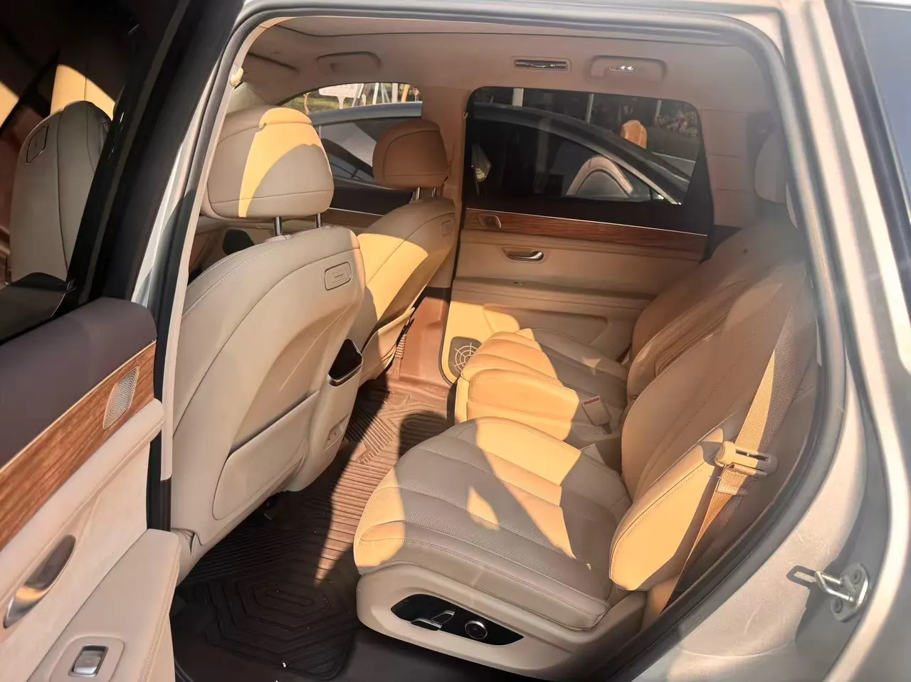 AITO 2024 AITO M 350.00g Drive Plus Edition 6-seat Automatic Gear 7