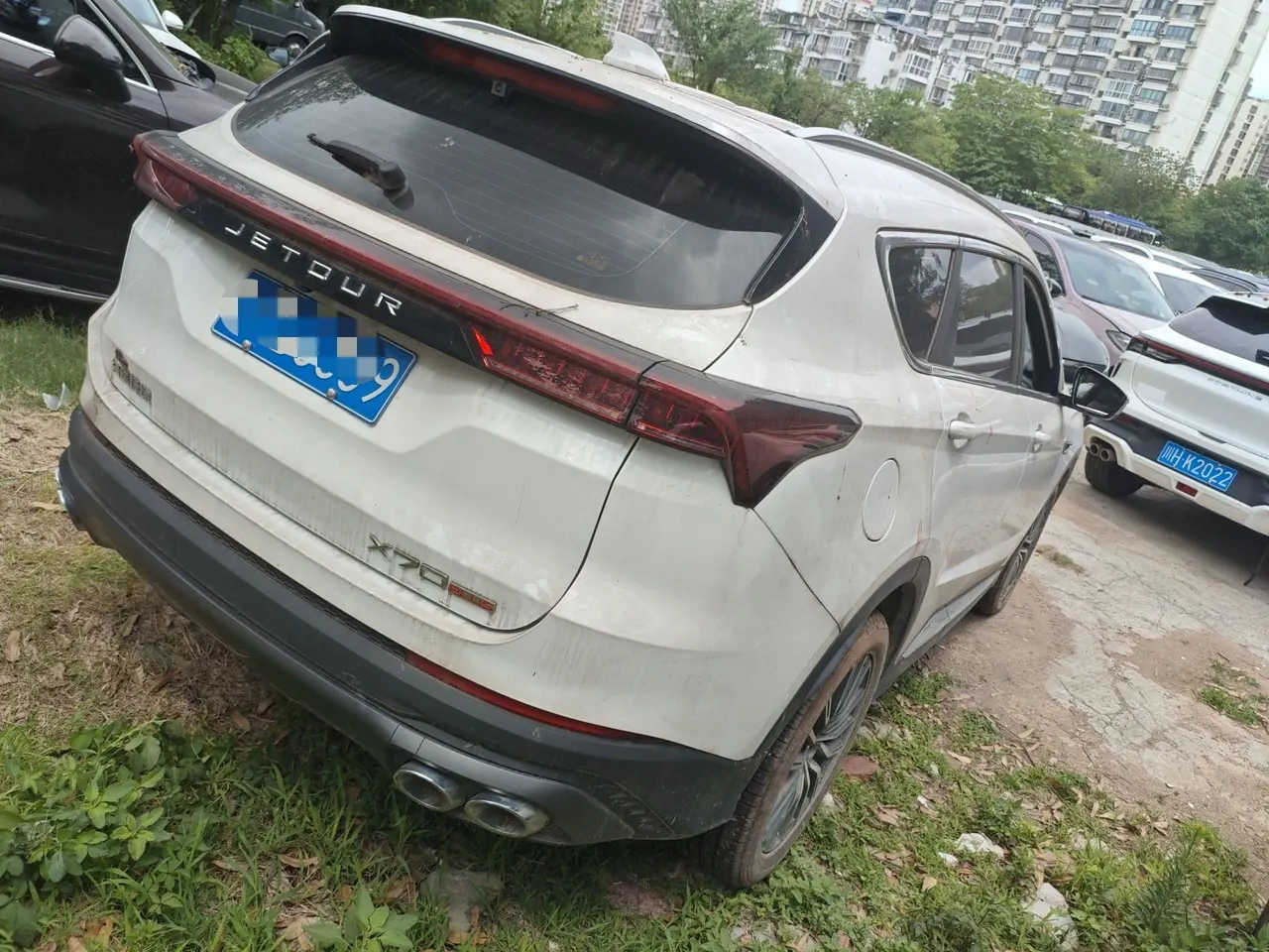 Jetour 2024 X70 PLUS 1.5T Champion Edition PRO7 Automatic Gear 2