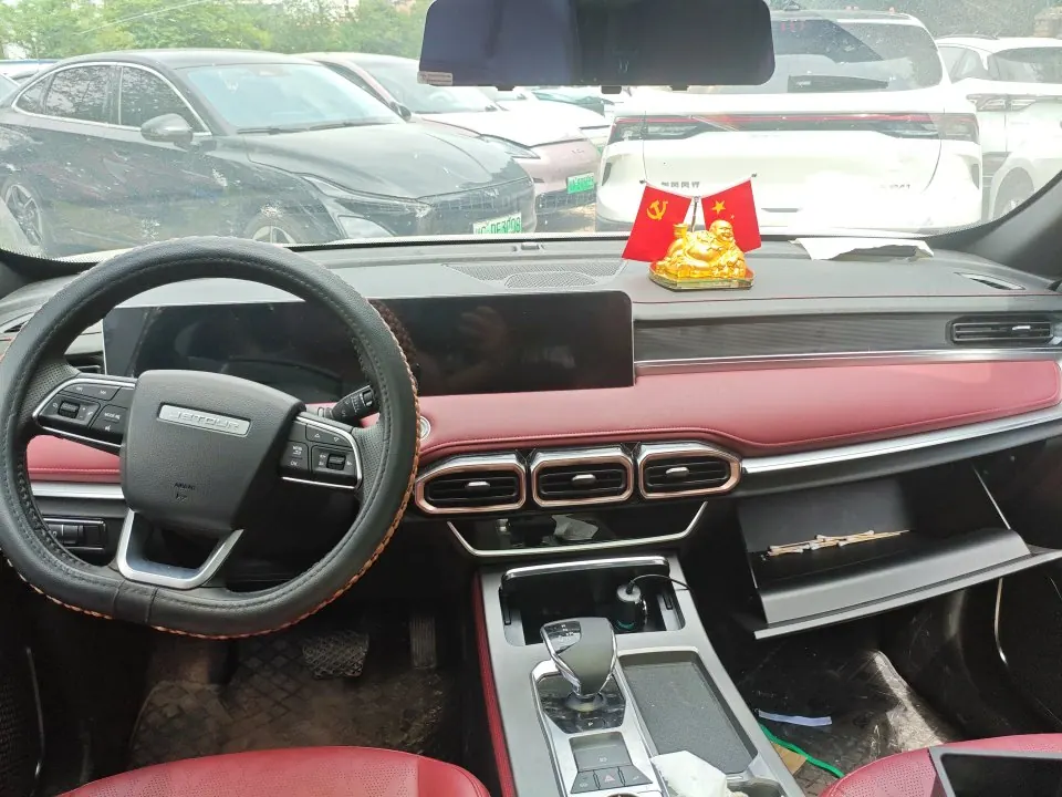 Jetour 2024 X70 PLUS 1.5T Champion Edition PRO7 Automatic Gear 3