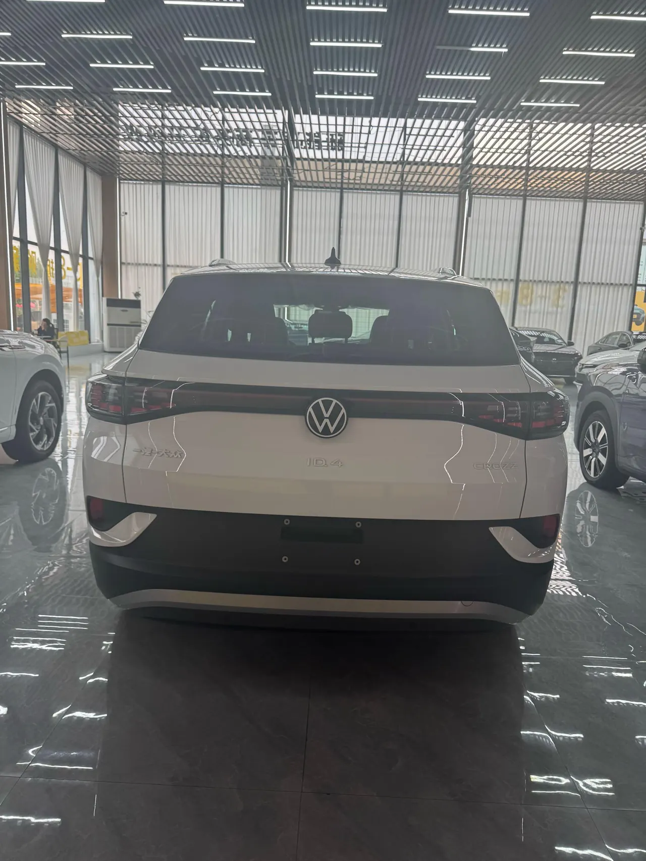 Volkswagen 2026 ID. 4 CROZZ Exclusive PURE Automatic 5