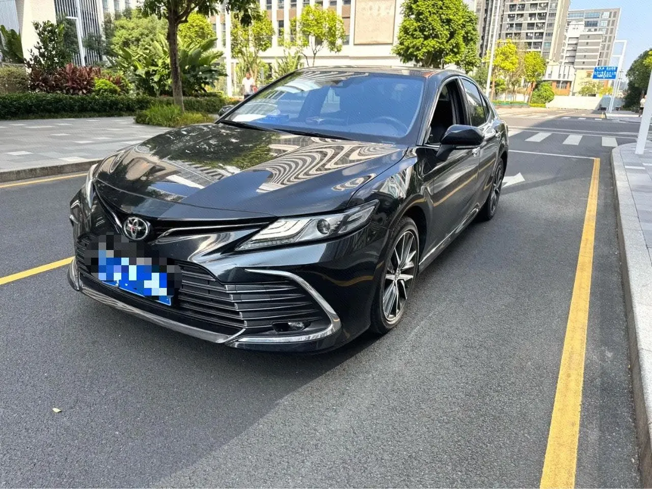 Toyota 2021 Camry 2.5G Deluxe Edition Automatic Gear - View 1