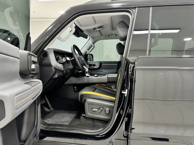 Beijing 2025 BJ40e Standard Edition Automatic 13