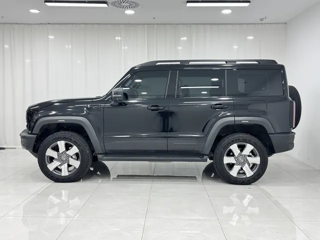 Beijing 2025 BJ40e Standard Edition Automatic 6