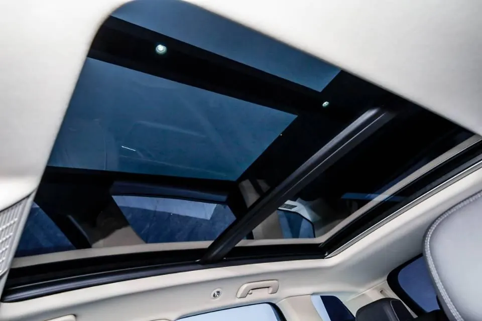 Volkswagen Touareg (Imported) 2022 Touareg 3.0TSI Sharp Edition Obsidian Black Sports Suit Automatic Gear 4