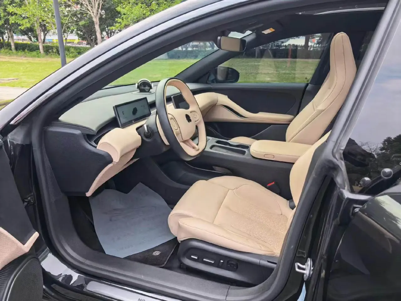 NIO 2024 ET5T 75kWh Touring automatic 6