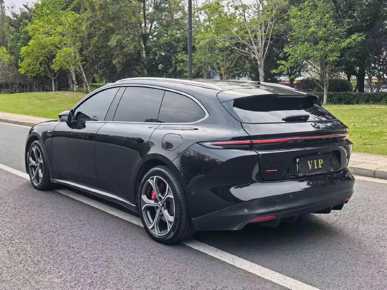 NIO 2024 ET5T 75kWh Touring automatic 9