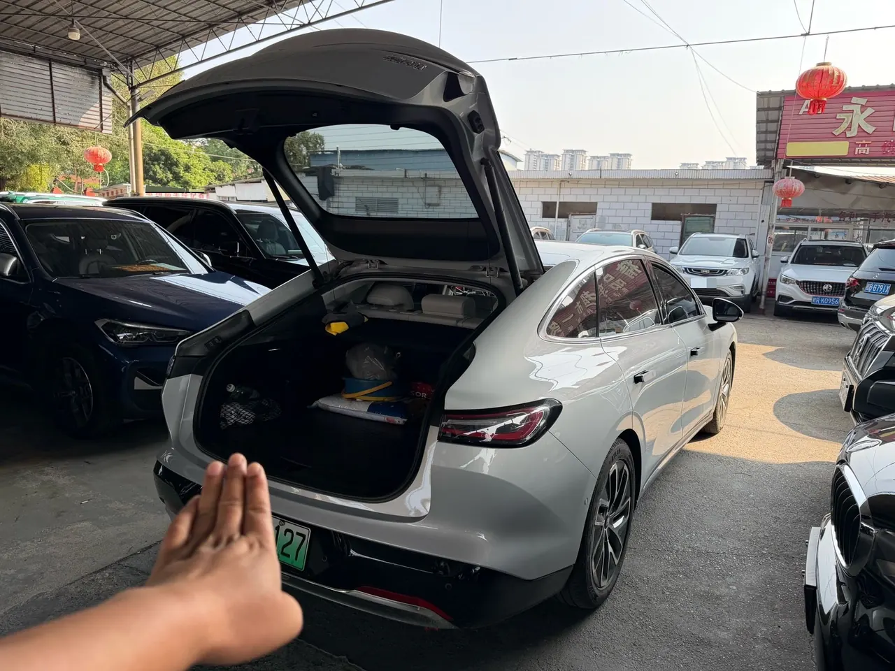 BaoJun 2025 EV 600km Deluxe Edition Automatic Gear 4