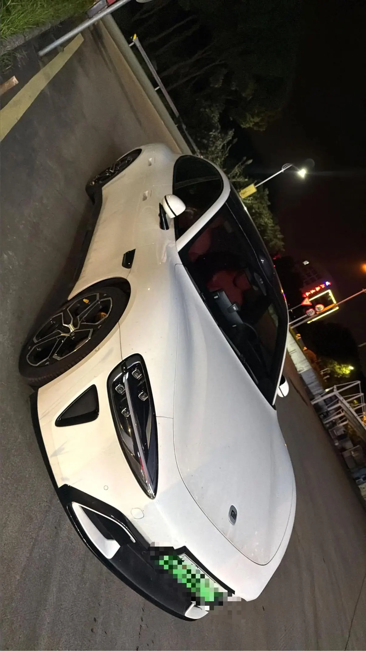 MI 2024 SU 7 800km 4-wheel drive ultra-long endurance high-end smart driving Max version automatic gear 4