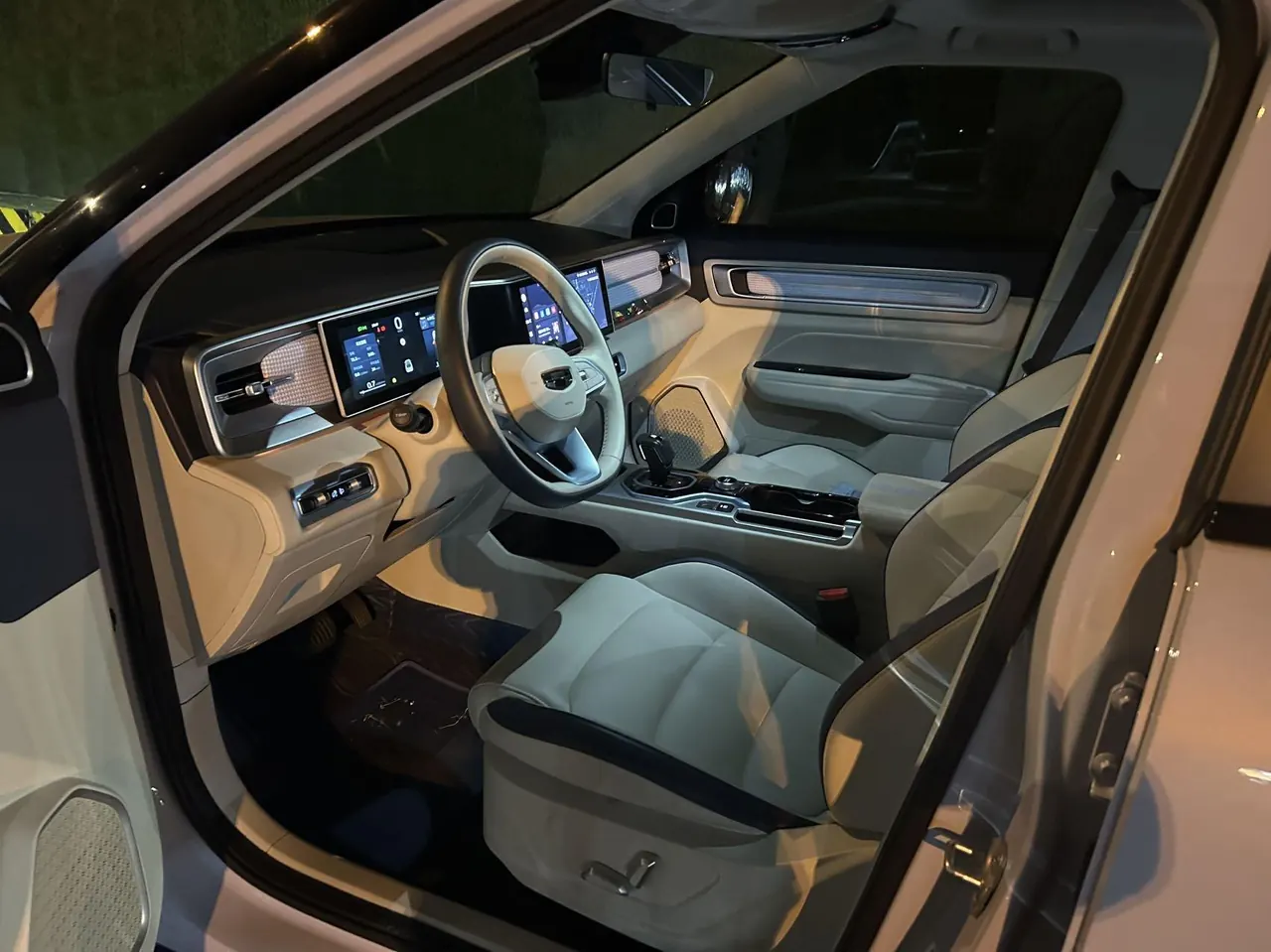 Geely 2024 icon 1.5TD Exquisite Ruyi Edition Automatic Gear 3