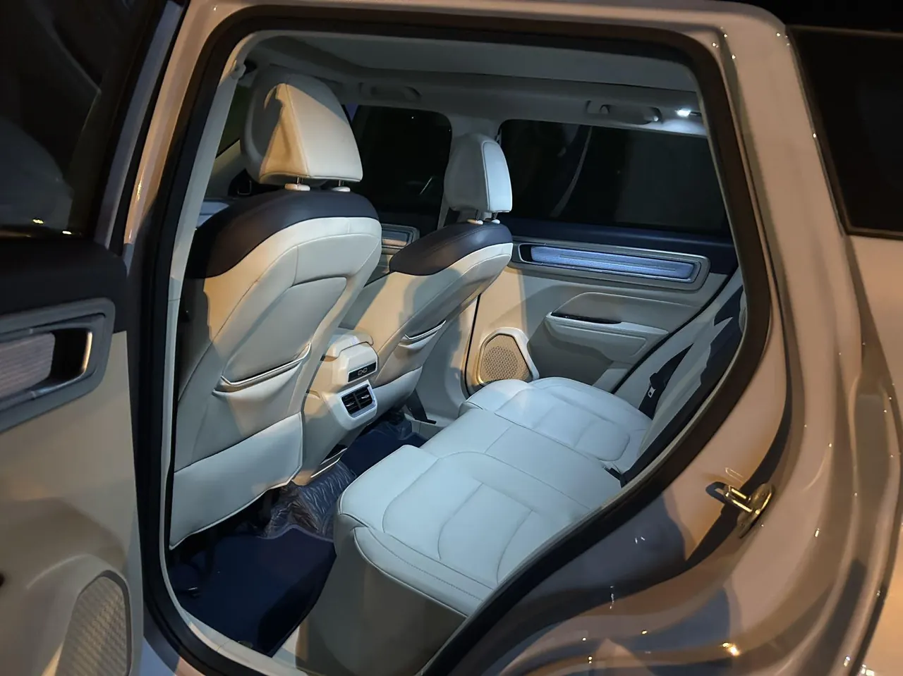 Geely 2024 icon 1.5TD Exquisite Ruyi Edition Automatic Gear 4