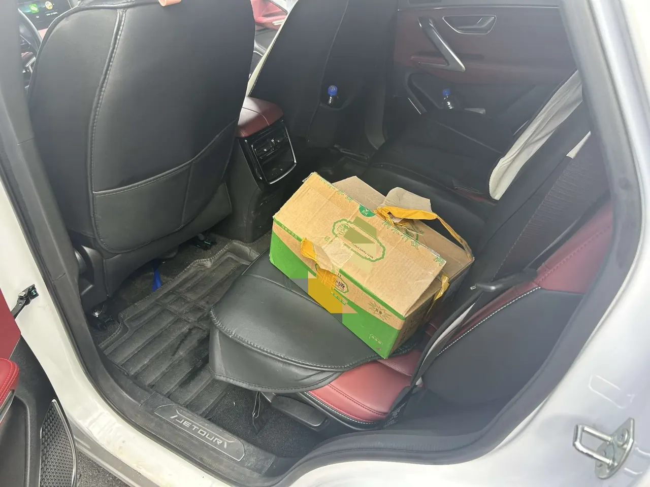 Jetour 2025 X70 PLUS 1.5T Champion MAX 7-seat Automatic Gear 6