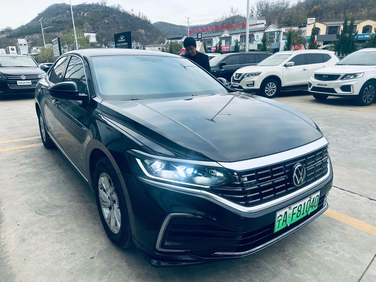 Volkswagen 2025 Passat PHEV 1.4T 430 Business Edition Automatic Gear 2