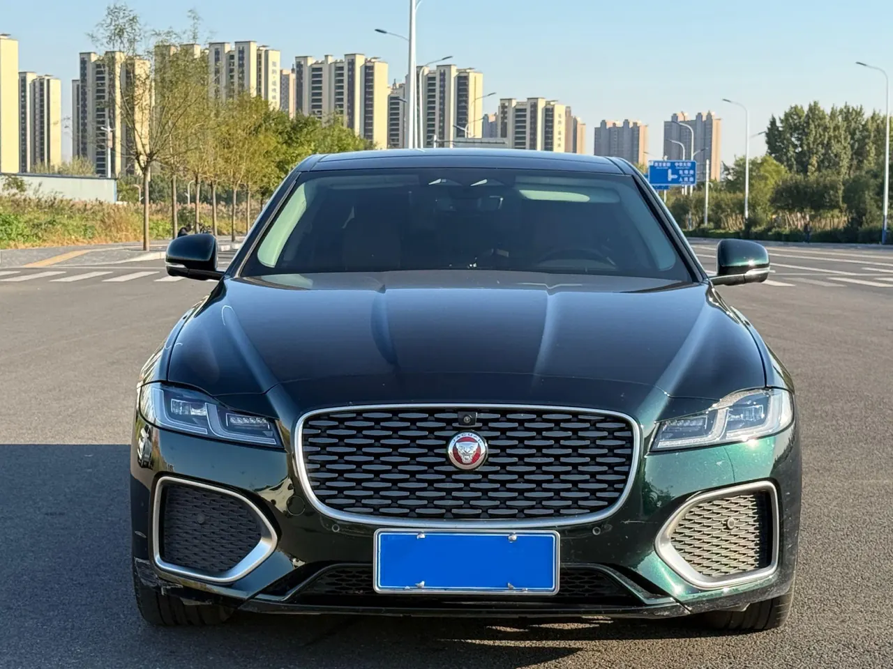Jaguar 2025 XFL 2.0T P 12500.00g Drive Enjoy Deluxe Edition Automatic Gear 2