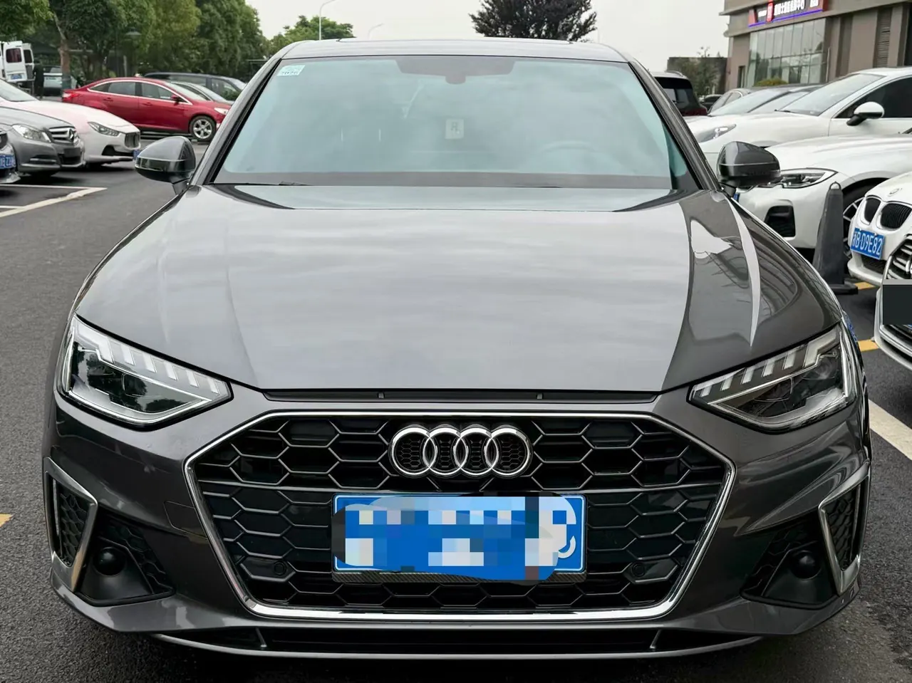 Audi 2024 A4L 2.0TFSI 40TFSI Fashion Dynamic Automatic 2