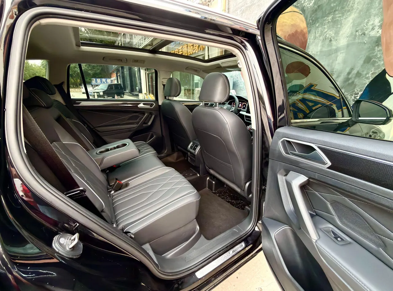 Volkswagen 2024 Tiguan L 1.5TSI 300TSI Front-Wheel-Drive Smart Enjoyment Edition Automatic Transmission 6