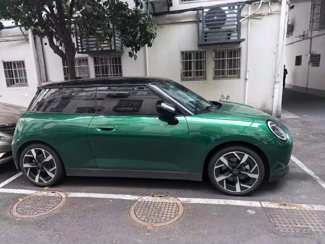 MINI 2024 Mini Cooper SE 452km Cooper SE Artist Automatic 4