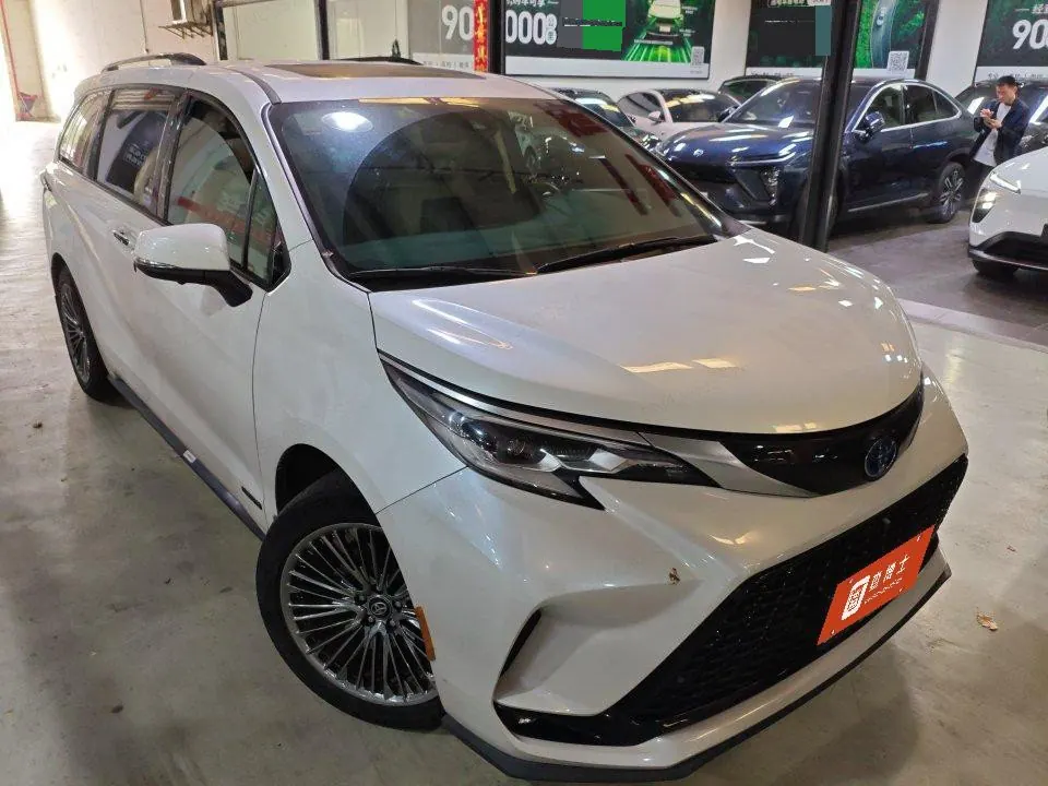 Toyota 2021 Sana 2.5 Stepless Extreme Edition Automatic Transmission 4