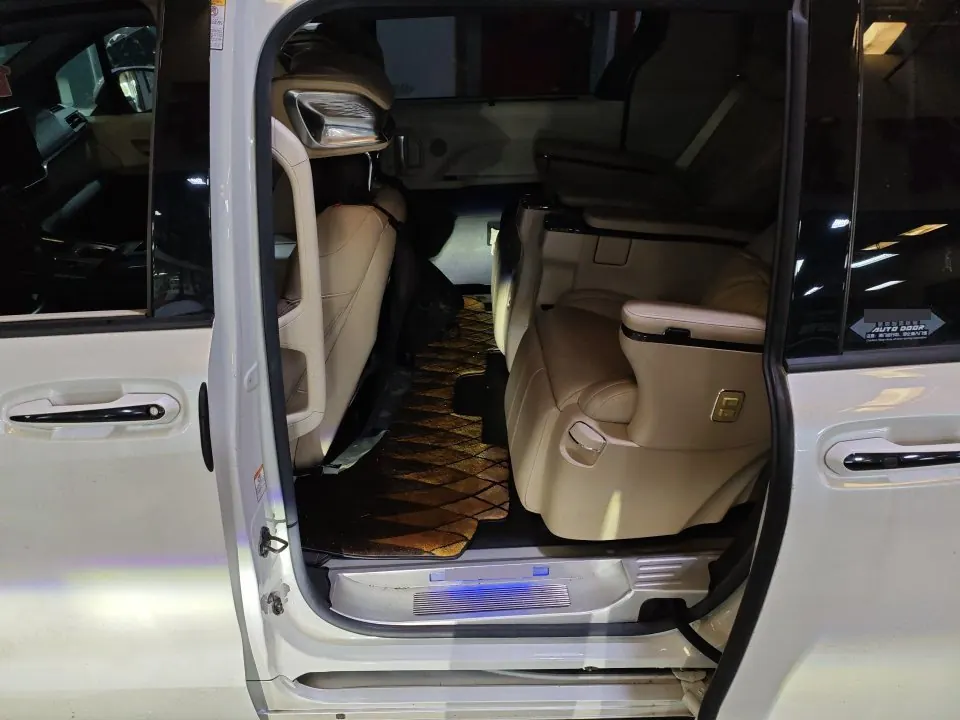 Toyota 2021 Sana 2.5 Stepless Extreme Edition Automatic Transmission 7