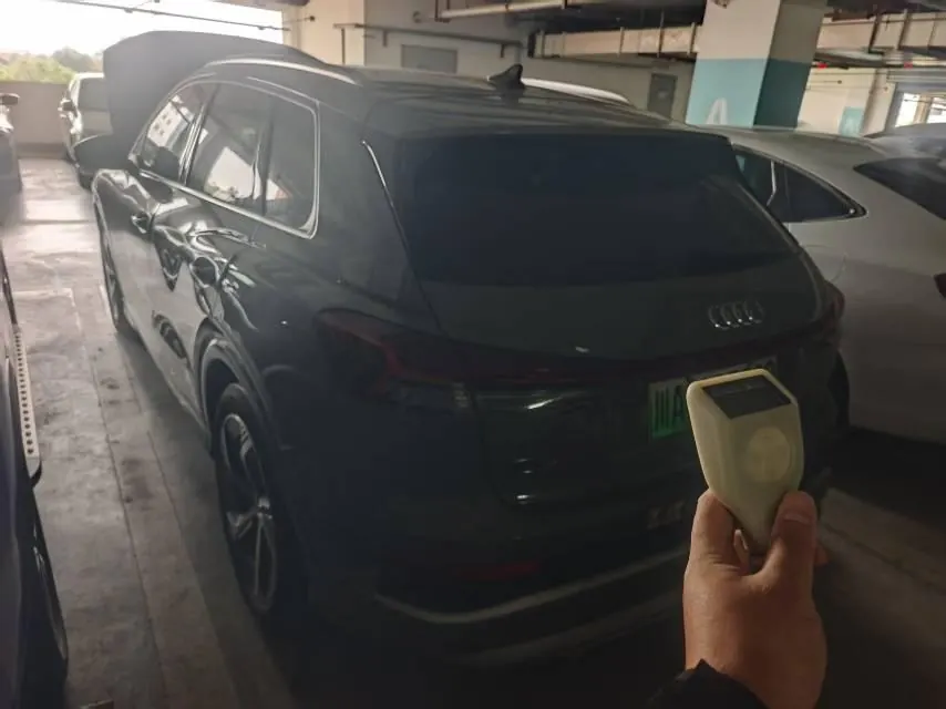 Audi 2022 Q4 e-tron 40 Creation Edition Automatic Gear 2